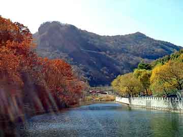 正新澳门二四六天天彩，10月13日